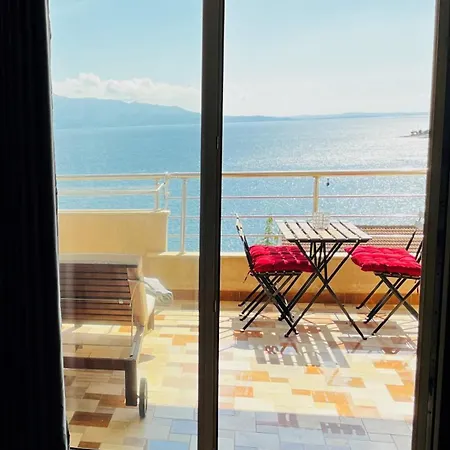 Hygge Seaside With Full Sea View Apartment *