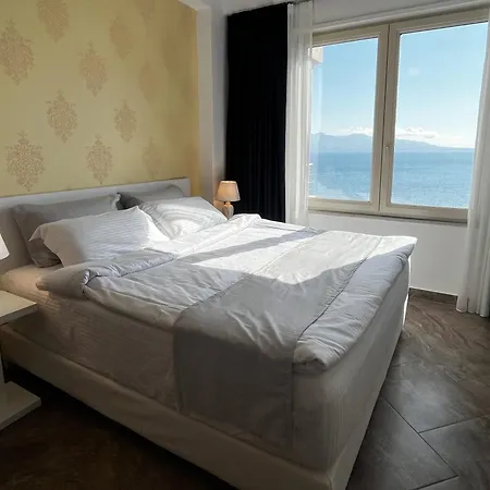 Hygge Seaside With Full Sea View Apartment Sarande