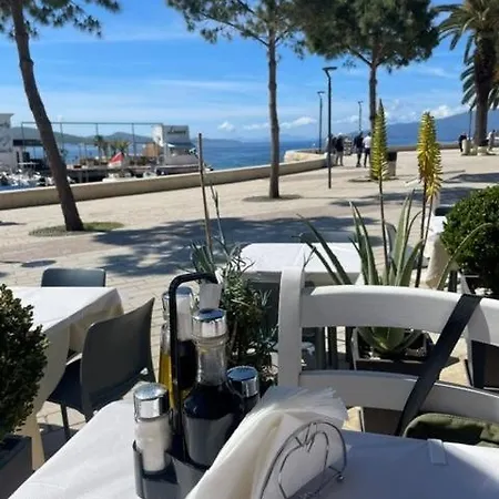 Hygge Seaside With Full Sea View Apartament *
