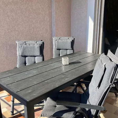 Apartamento Hygge Seaside With Full Sea View Sarandë
