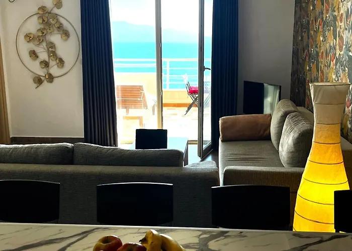 Hygge Seaside With Full Sea View 아파트 Sarandë