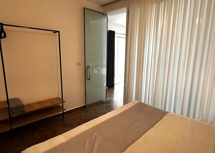 Hygge Seaside With Full Sea View 아파트 Sarandë